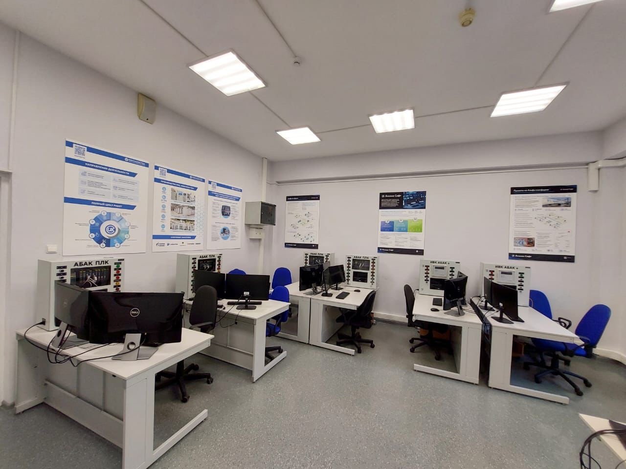 Учебный класс СПбПУ 2.jpg Учебный класс СПбПУ 2.jpg