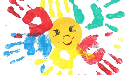 Выставка детских рисунков-2024 к Международному дню защиты детей